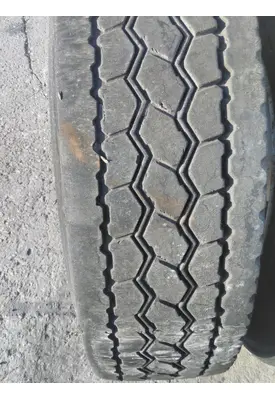 BRIDGESTONE 295/75R22.5 TIRE
