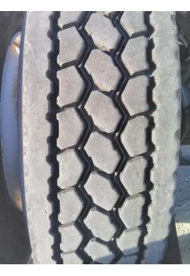 BRIDGESTONE 295/75R22.5 TIRE
