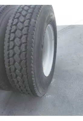 BRIDGESTONE 295/75R22.5 TIRE