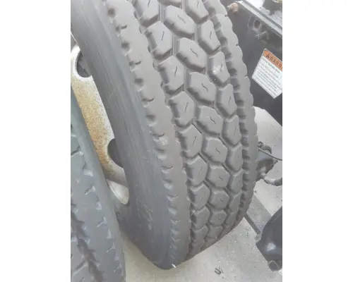 BRIDGESTONE 295/75R22.5 TIRE