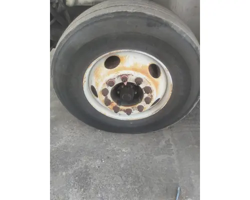 BRIDGESTONE 295/75R22.5 TIRE