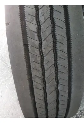 BRIDGESTONE 295/75R22.5 TIRE