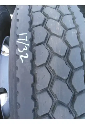 BRIDGESTONE 295/75R22.5 TIRE