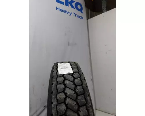 BRIDGESTONE 295/75R22.5 TIRE