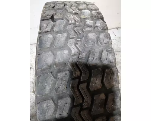 BRIDGESTONE 295/75R22.5 TIRE