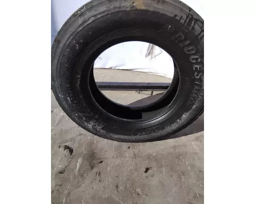 BRIDGESTONE 295/75R22.5 TIRE