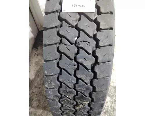 BRIDGESTONE 295/75R22.5 TIRE