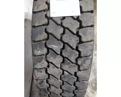BRIDGESTONE 295/75R22.5 TIRE