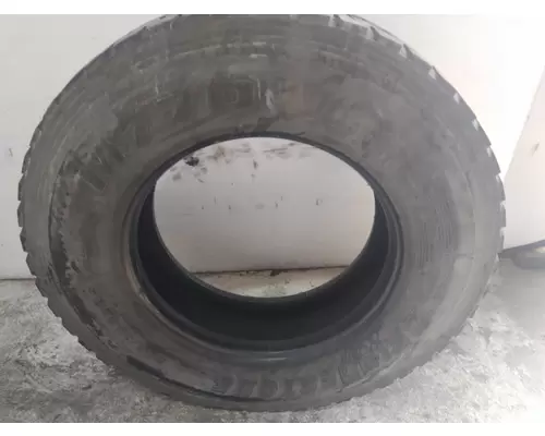 BRIDGESTONE 295/75R22.5 TIRE