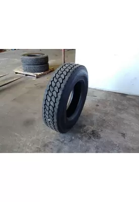 BRIDGESTONE 295/75R22.5 TIRE