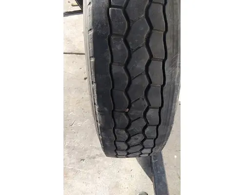 BRIDGESTONE 295/75R22.5 TIRE