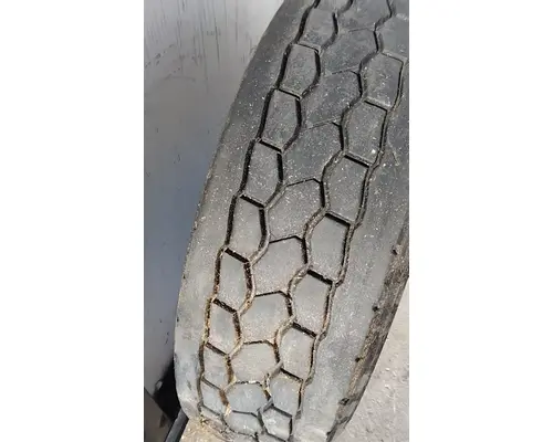 BRIDGESTONE 295/75R22.5 TIRE