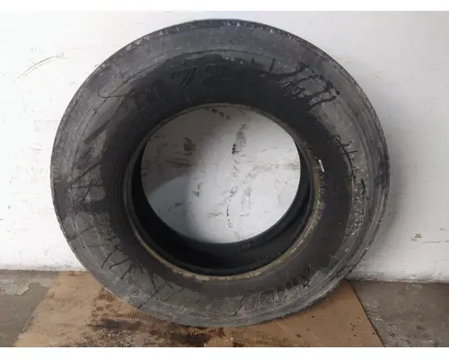 BRIDGESTONE 295/75R22.5 TIRE