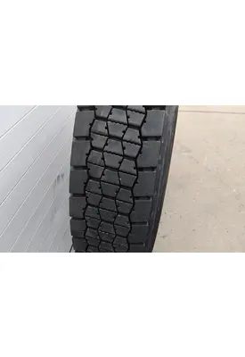 BRIDGESTONE 295/75R22.5 TIRE