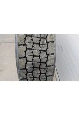 BRIDGESTONE 295/75R22.5 TIRE