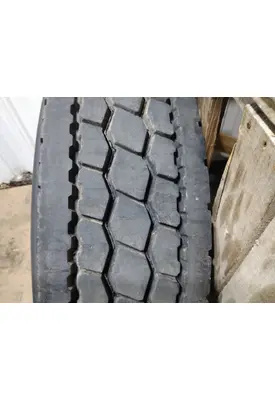 BRIDGESTONE 295/75R22.5 TIRE