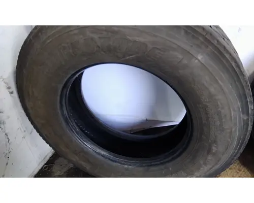 BRIDGESTONE 295/75R22.5 TIRE