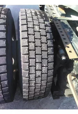 BRIDGESTONE 295/75R22.5 TIRE