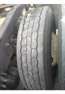 BRIDGESTONE 295/75R22.5 TIRE