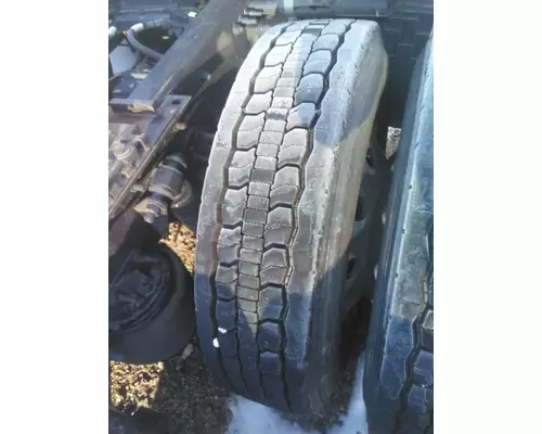 BRIDGESTONE 295/75R22.5 TIRE
