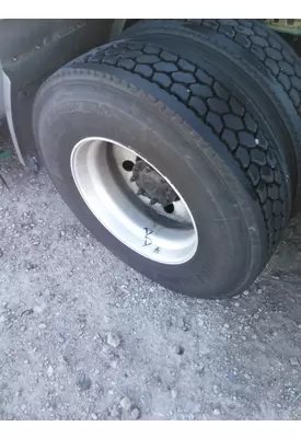 BRIDGESTONE 295/75R22.5 TIRE