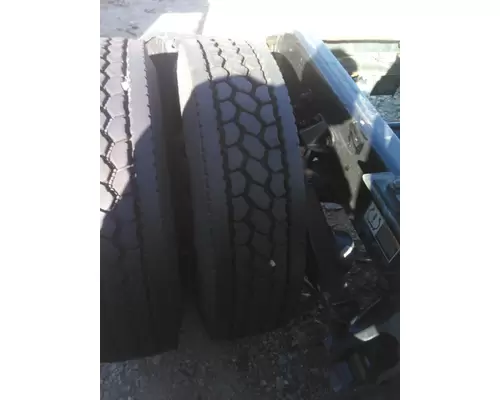 BRIDGESTONE 295/75R22.5 TIRE