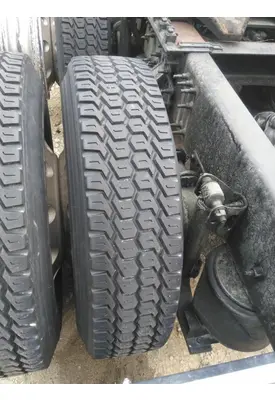 BRIDGESTONE 295/75R22.5 TIRE