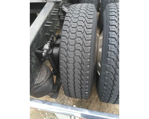 BRIDGESTONE 295/75R22.5 TIRE