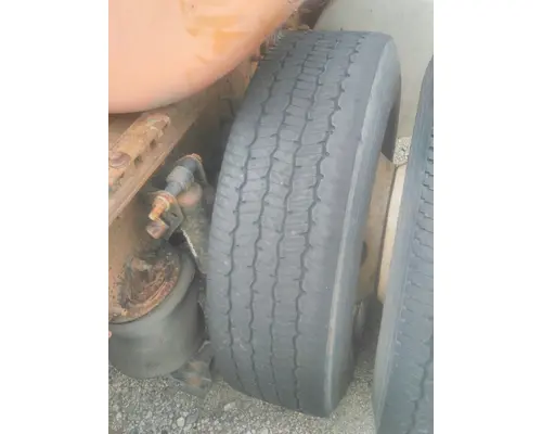 BRIDGESTONE 295/75R22.5 TIRE