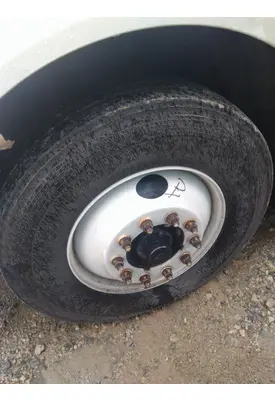 BRIDGESTONE 295/75R22.5 TIRE