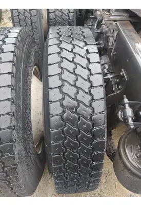 BRIDGESTONE 295/75R22.5 TIRE