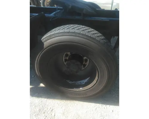 BRIDGESTONE 295/75R22.5 TIRE