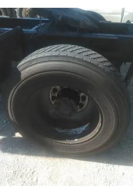 BRIDGESTONE 295/75R22.5 TIRE