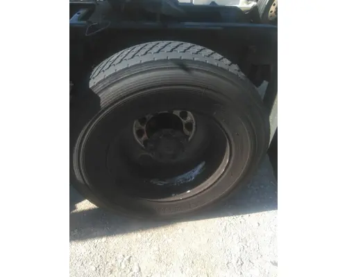 BRIDGESTONE 295/75R22.5 TIRE