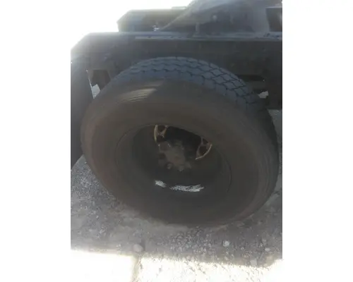 BRIDGESTONE 295/75R22.5 TIRE