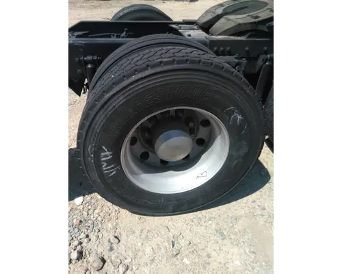 BRIDGESTONE 295/75R22.5 TIRE
