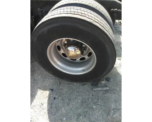 BRIDGESTONE 295/75R22.5 TIRE