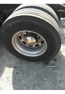 BRIDGESTONE 295/75R22.5 TIRE