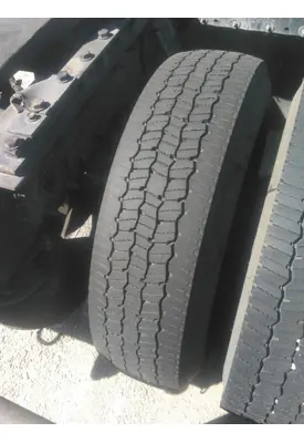 BRIDGESTONE 295/75R22.5 TIRE