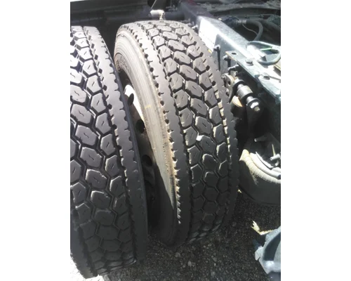 BRIDGESTONE 295/75R22.5 TIRE