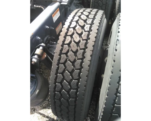 BRIDGESTONE 295/75R22.5 TIRE