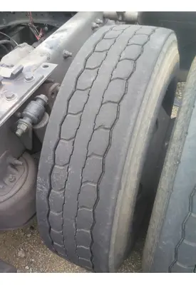 BRIDGESTONE 295/75R22.5 TIRE