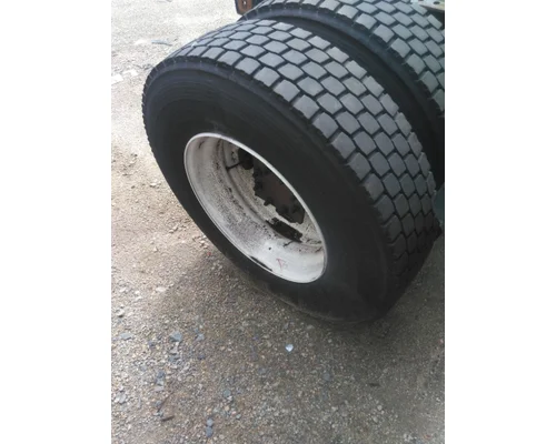 BRIDGESTONE 295/75R22.5 TIRE