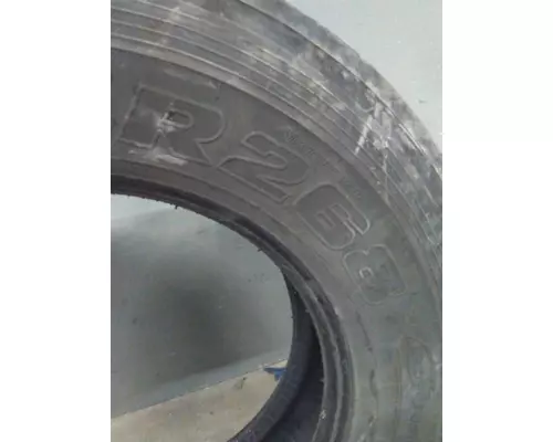 BRIDGESTONE 295/75R22.5 TIRE