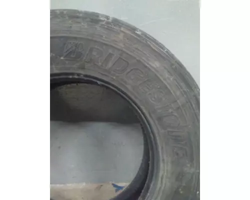 BRIDGESTONE 295/75R22.5 TIRE