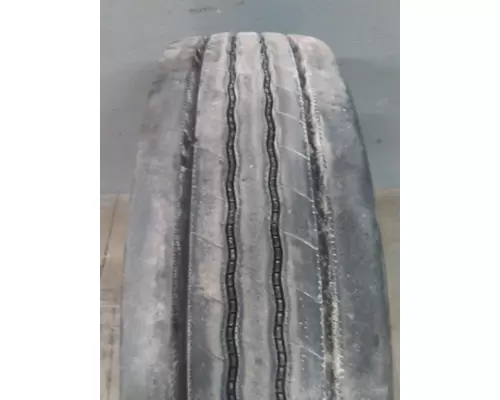 BRIDGESTONE 295/75R22.5 TIRE