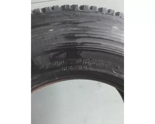 BRIDGESTONE 295/75R22.5 TIRE