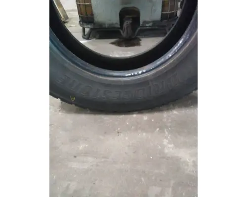 BRIDGESTONE 295/75R22.5 TIRE