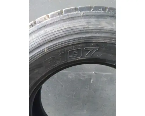 BRIDGESTONE 295/75R22.5 TIRE