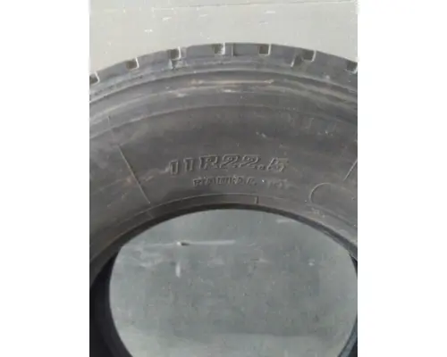 BRIDGESTONE 295/75R22.5 TIRE